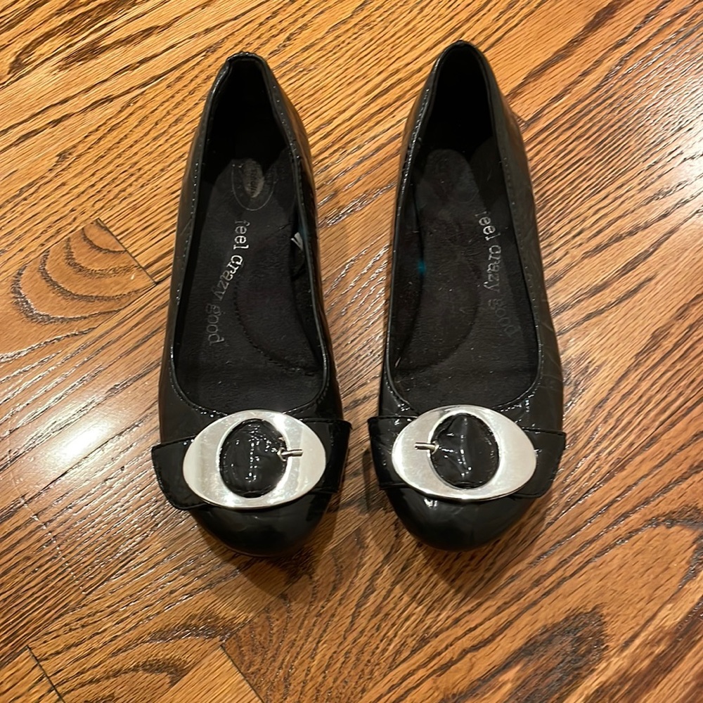 Dr. Scholls patent flat shoes 7 1/2